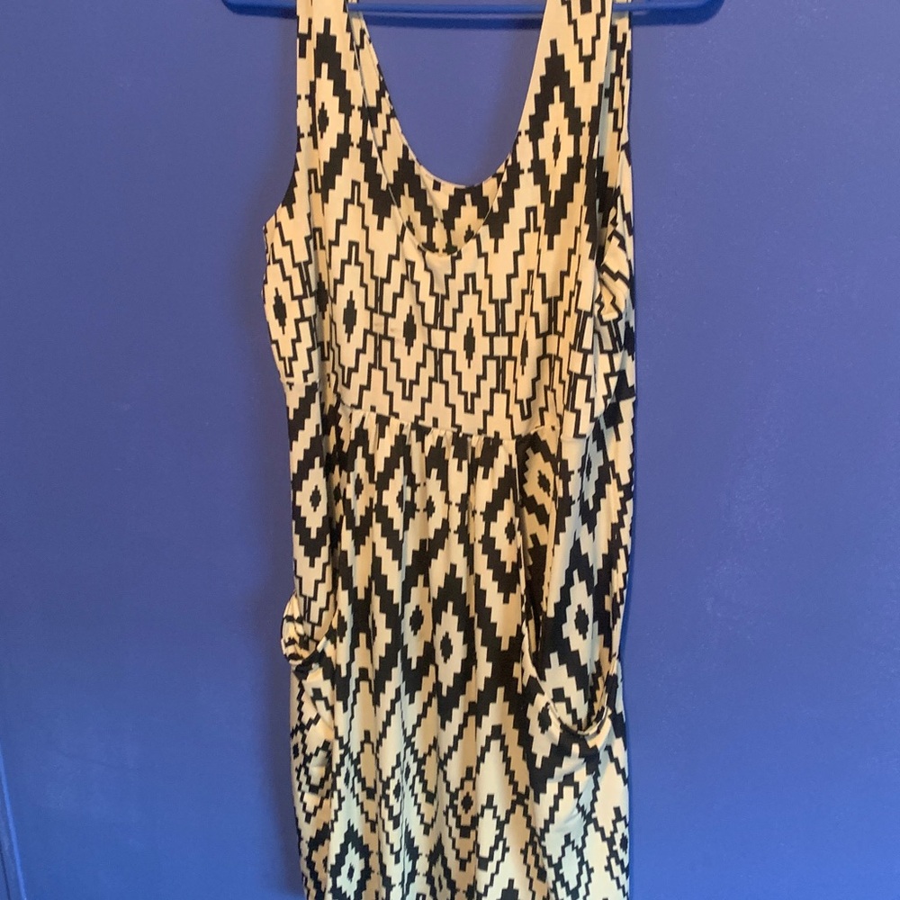 Black and White Geometric Pattern Dress